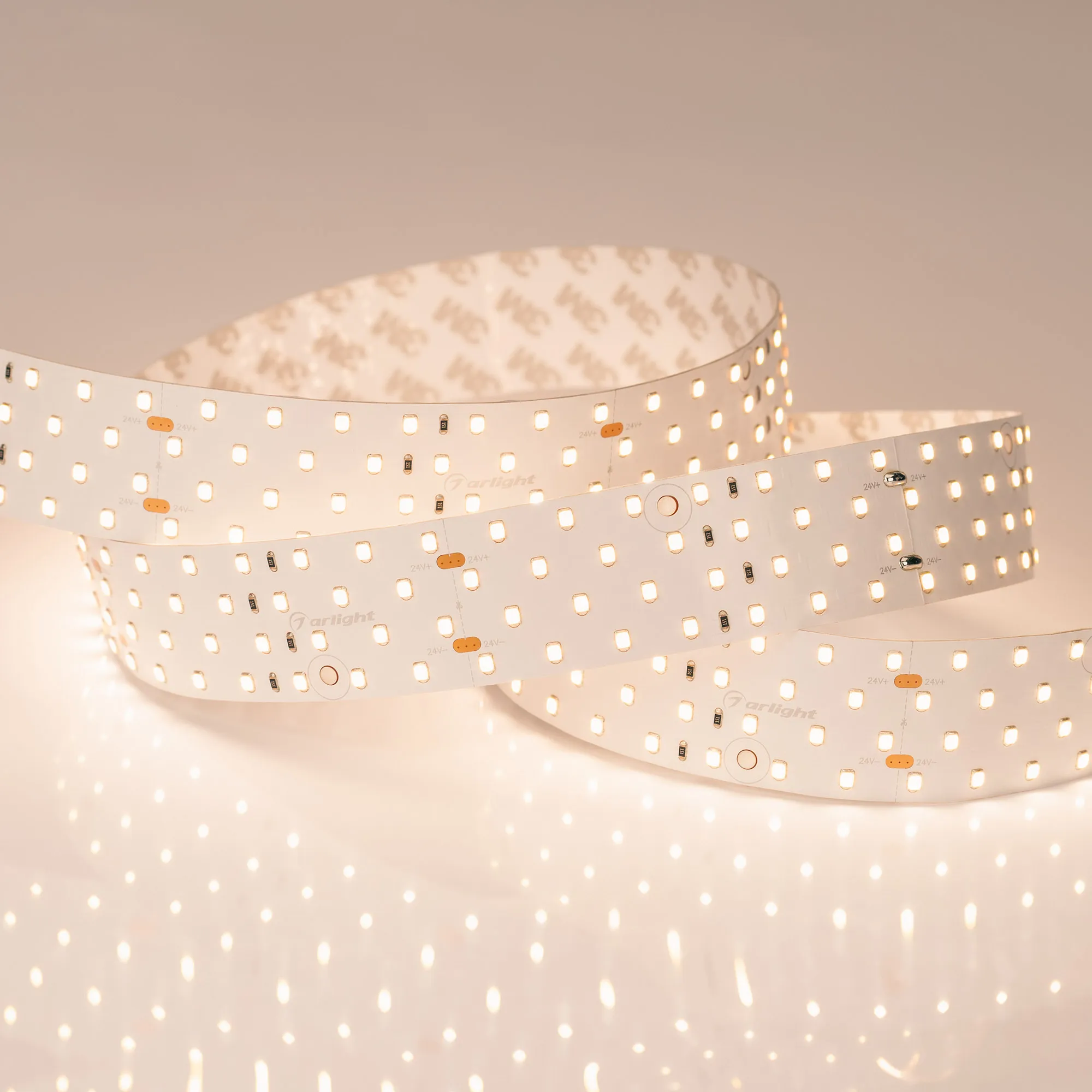 Лента светодиодная RT 2-2500 24V Warm2700 4x2 (2835, 700 LED, CRI98) (Arlight, 30 Вт/м, IP20) - изображение товара